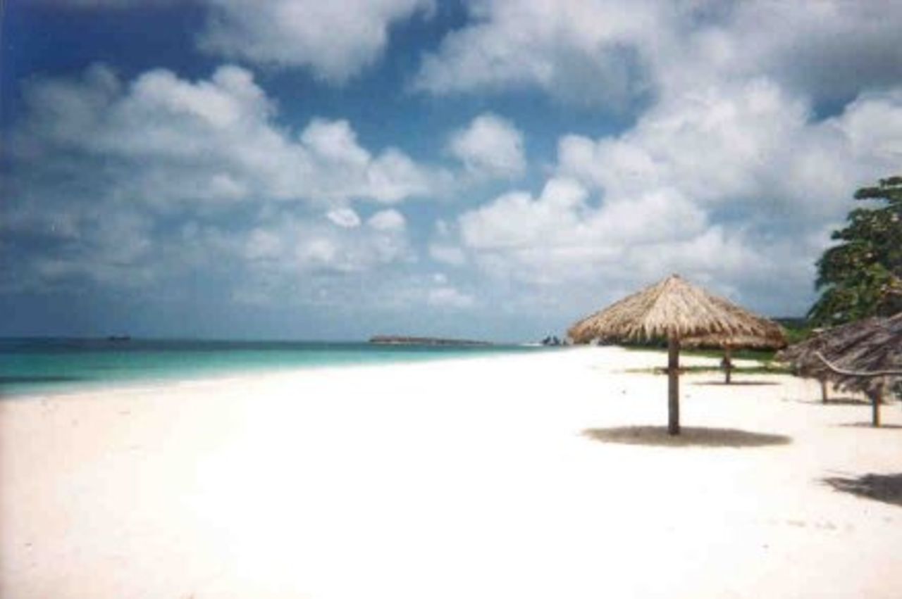 Antigua (travel site)