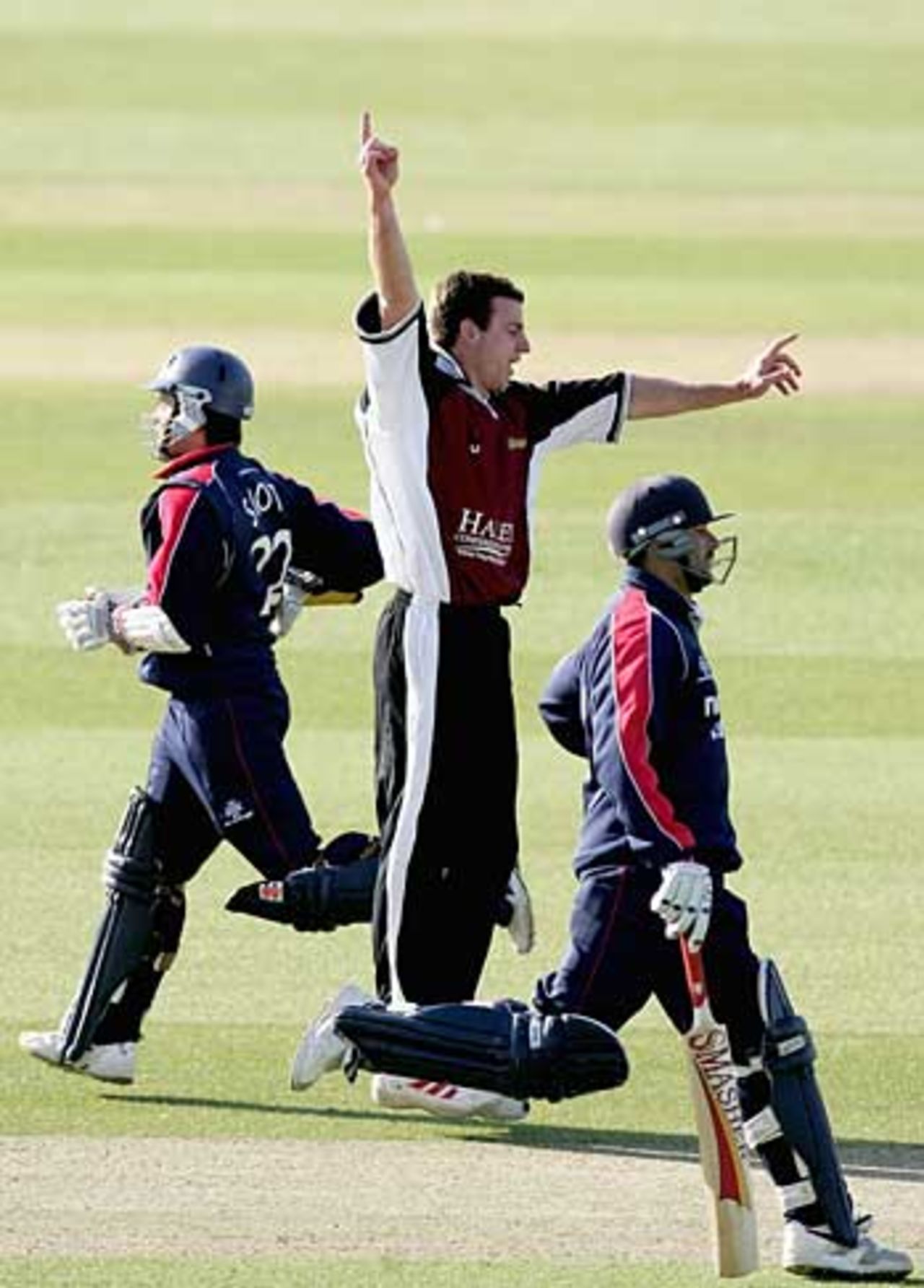 Johann Louw celebrates the wicket of Ben Scott, Middlesex v Northamptonshire, C&G Trophy, Lord's, May 17