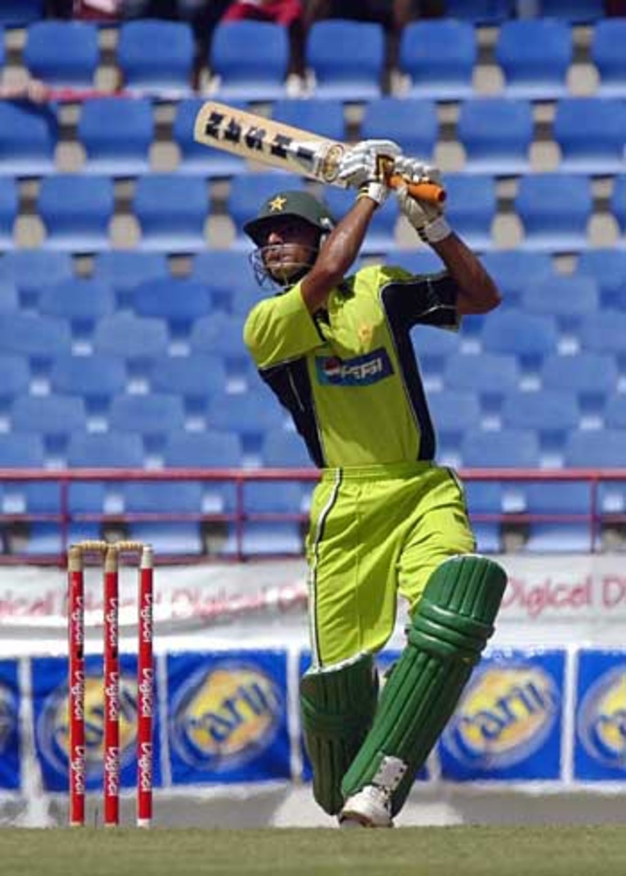 Yasir Hameed drives during his 41, West Indies v Pakistan, 3rd ODI, St Lucia