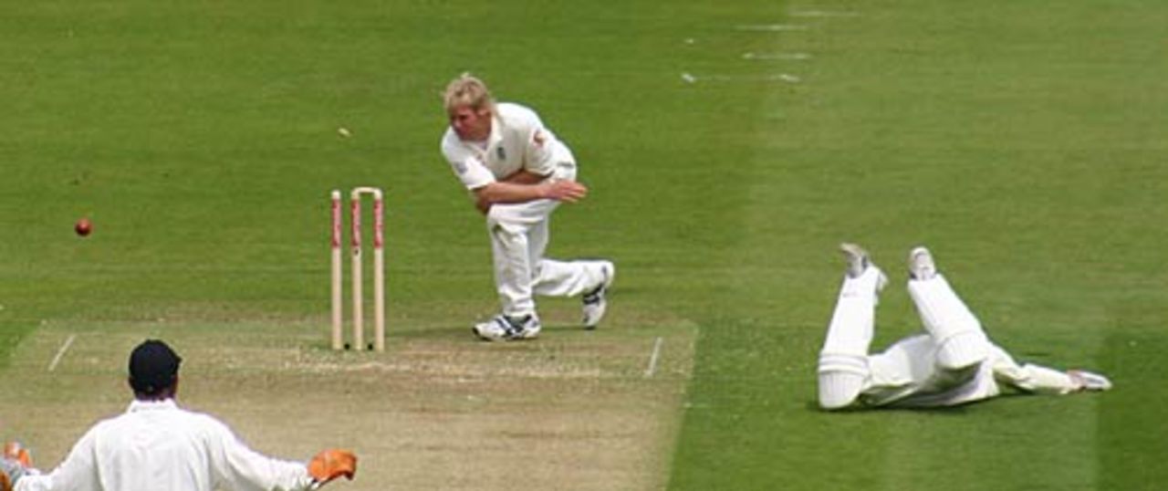 Matthew Hoggard runs out Mohammad Rafique, England v Bangladesh, 1st Test, Lords, May 26