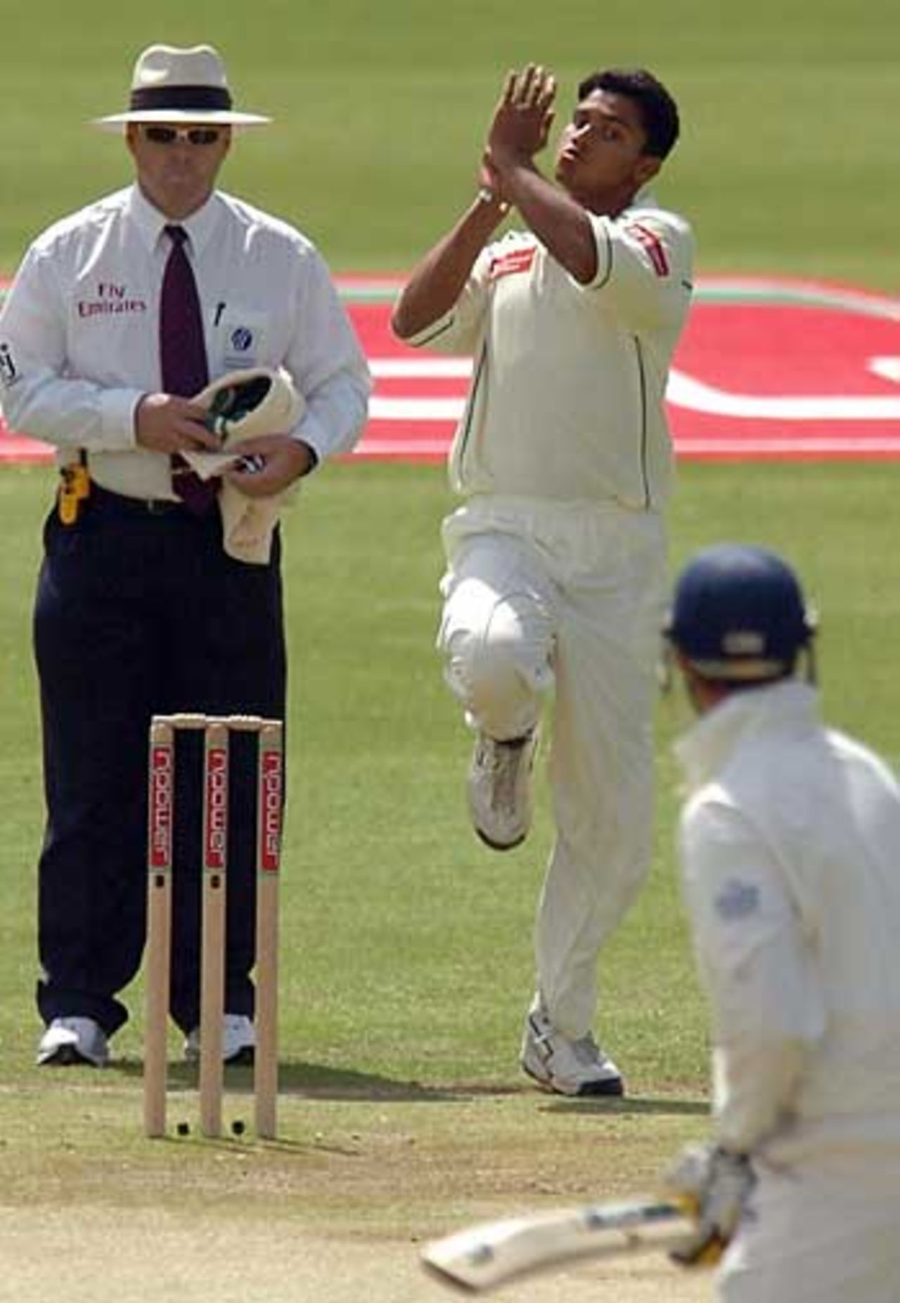 Mashrafe Mortaza runs into bowl at Lord's, England v Bangladesh, 1st Test, Lords, May 27