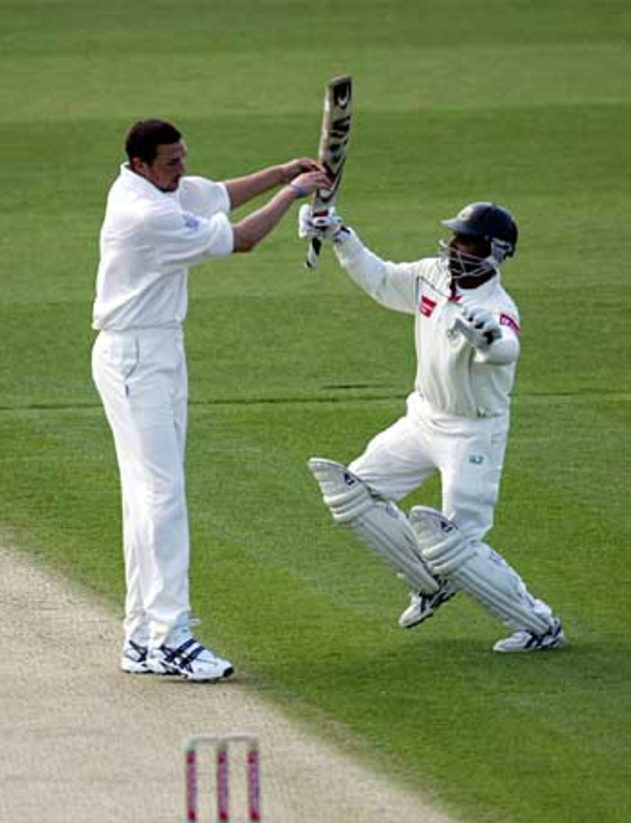 Steve Harmison collides with Javed Omar, England v Bangladesh, 2nd Test, Chester-le-Street, June 3