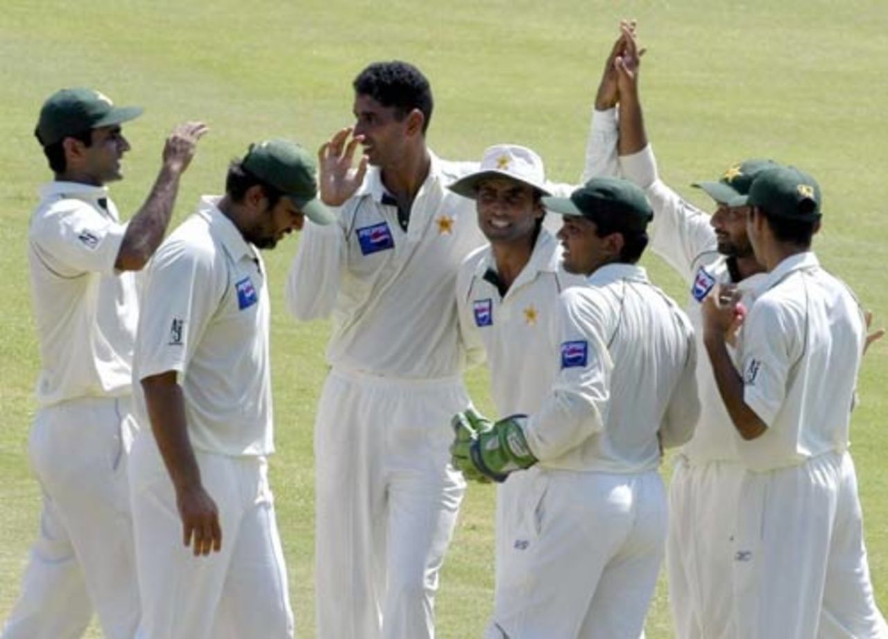 Celebration all around as the series is levelled, West Indies v Pakistan, 2nd Test, Kingston, June 7, 2005