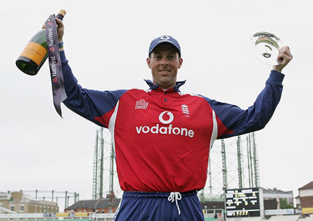 Marcus Trescothick with the Man-of-the-Match award, England v Bangladesh, The Oval, June 16, 2005