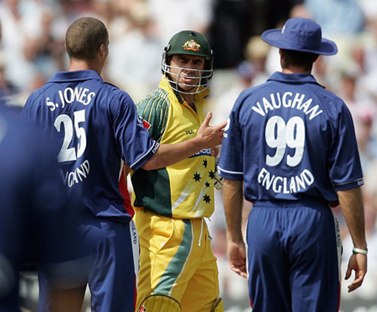 Simon Jones apologises to a furious Matthew Hayden as Michael Vaughan looks on, England v Australia, June 28, 2005