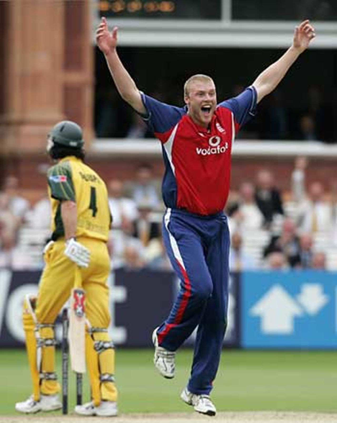Andrew Flintoff dismisses Jason Gillespie for a first ball duck, England v Australia, NatWest Series final, Lord's, June 2