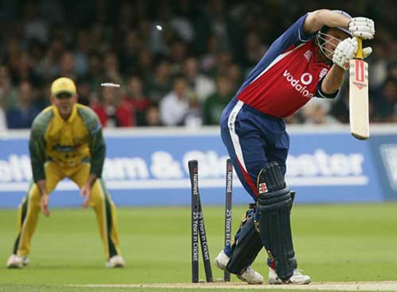 Andrew Strauss is bowled by Brett Lee as England's top-order slumped, England v Australia, NatWest Series final, Lord's, July 2