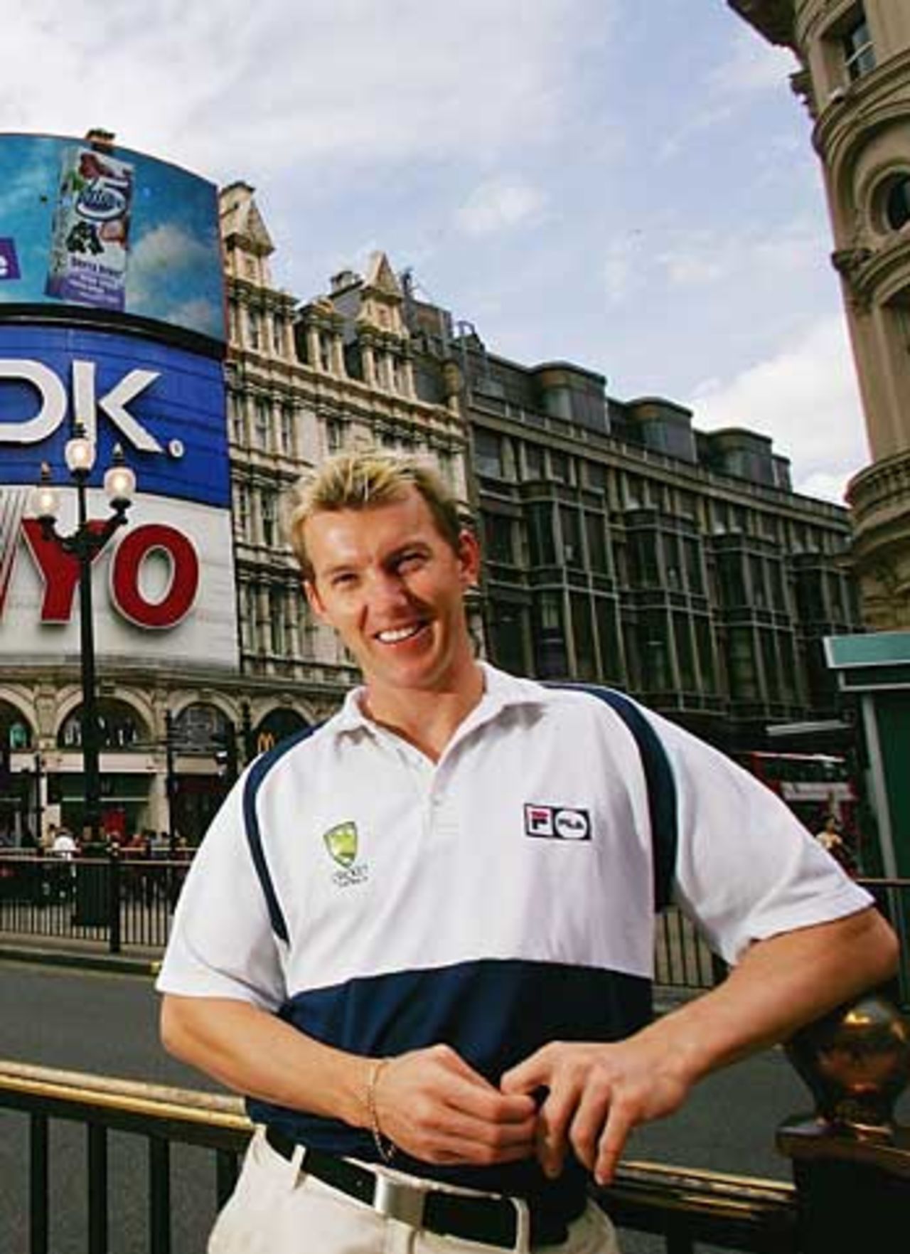 Brett Lee takes in the sights of Piccadilly Circus, London, July 4