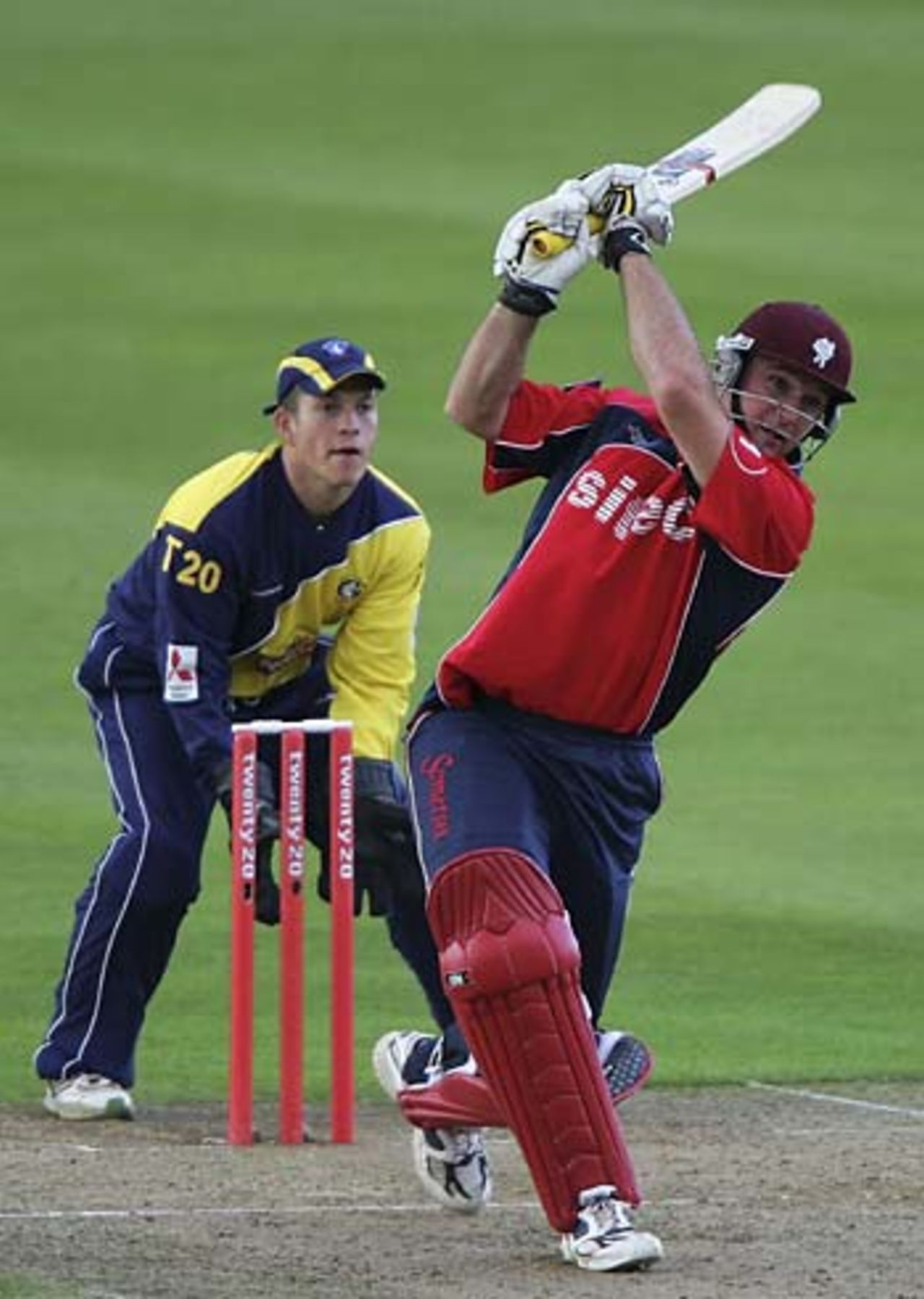 Graeme Smith drives, Somerset v Gloucestershire, Taunton, July 6, 2005