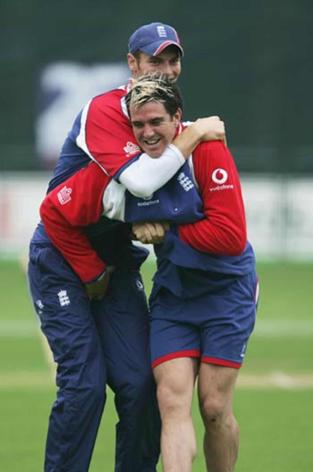 Chris Tremlett and Kevin Pietersen lark about, Lord's, July 9, 2005