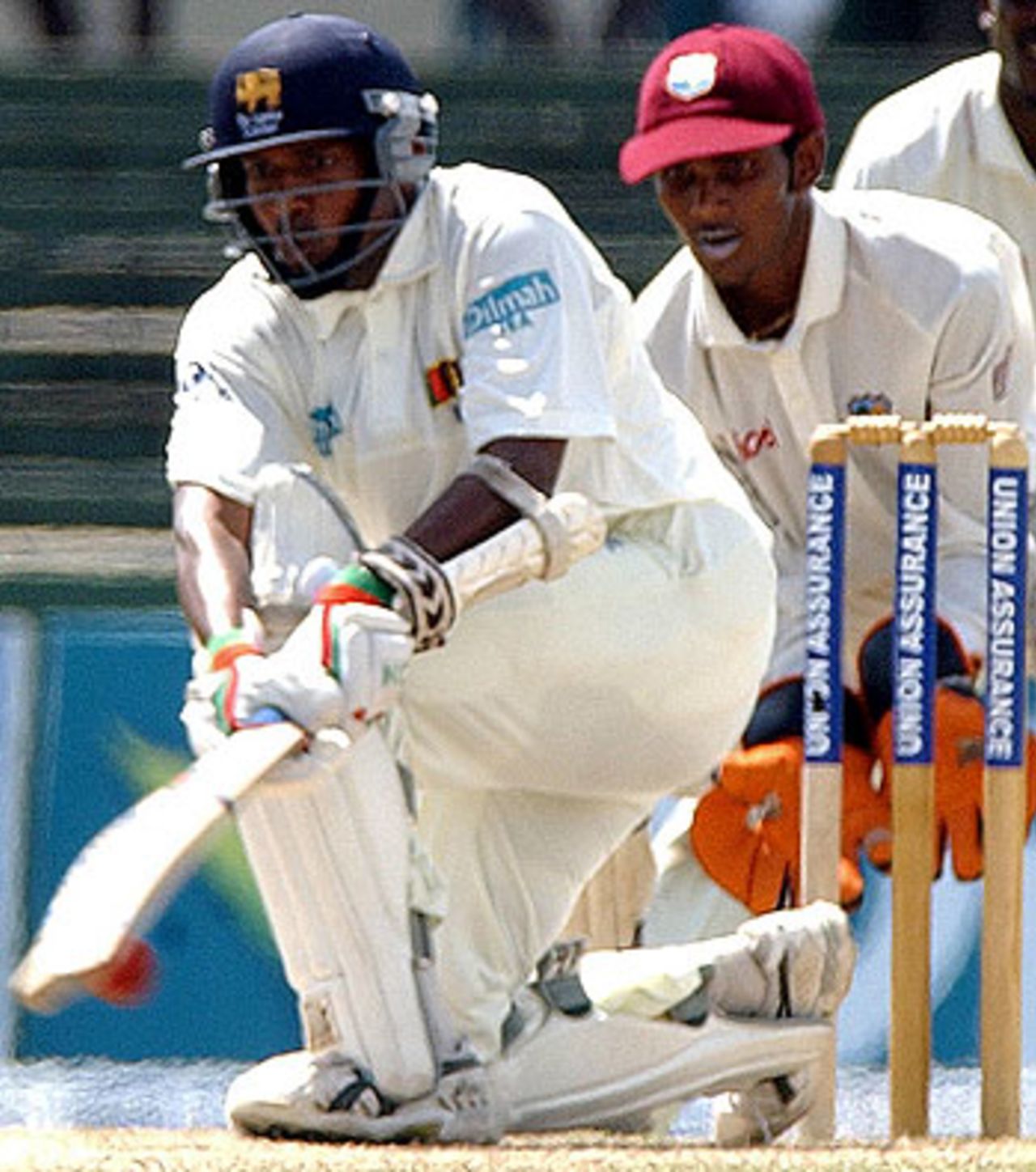 Thilan Samaraweera's 51 helped inspire a Sri Lankan win