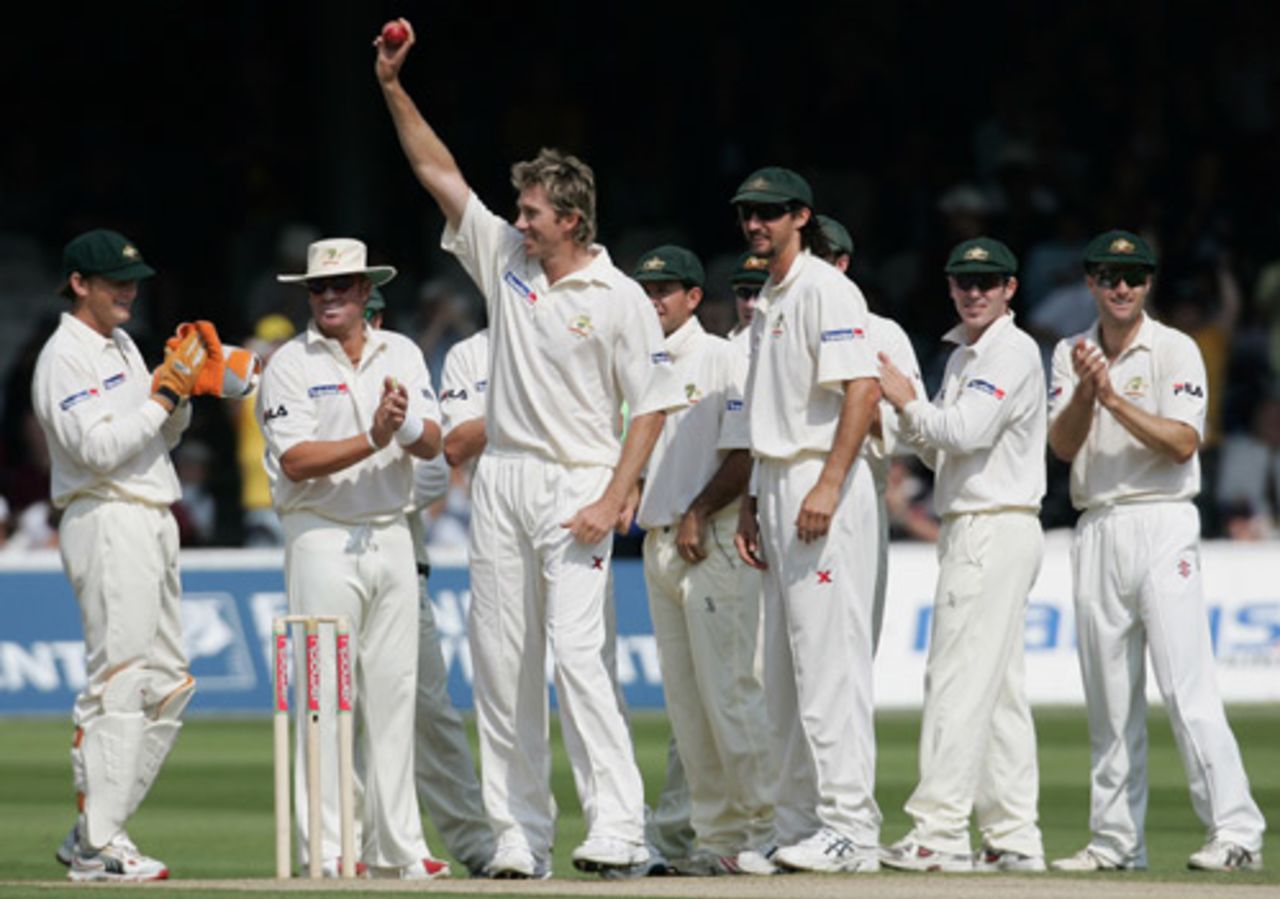 The Australian team applaud Glenn McGrath who took his 500th wicket when he dismissed Marcus Trescothick