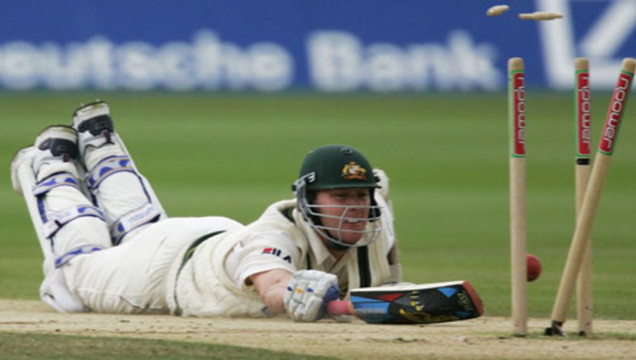 Brett Lee is run out by Ashley Giles, England v Australia, Lord's, July 23, 2005