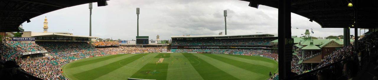 The SCG during the VB Series final between England and Australia, January 2003