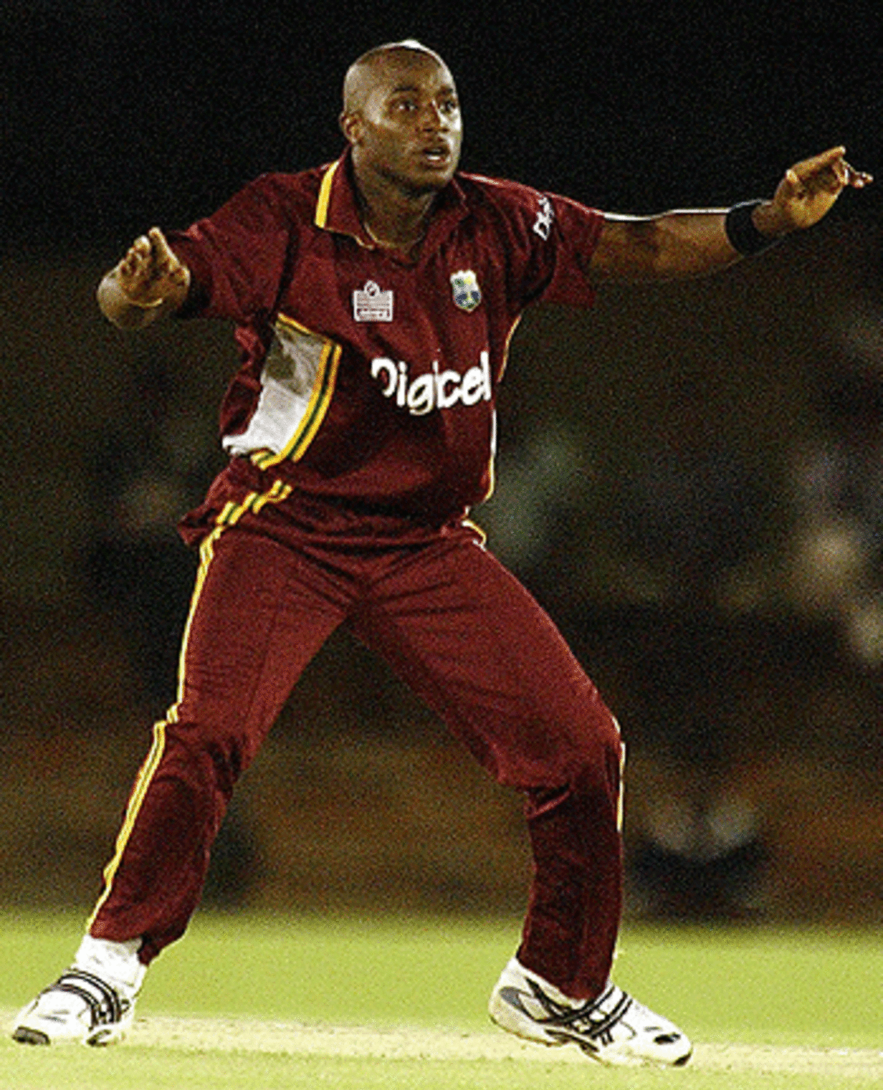 Tino Best appeals against India in the Indian Oil Cup at the Dambulla Cricket Stadium, July 31, 2005