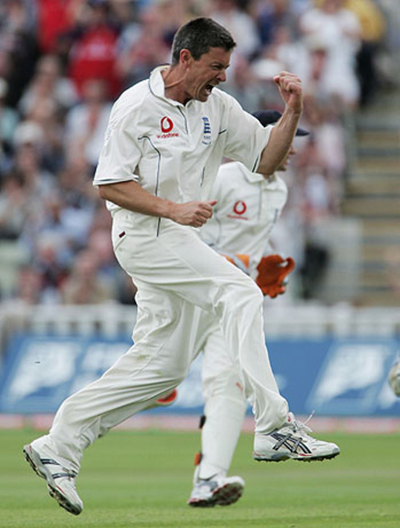 Ashley Giles celebrates the wicket of Ricky Ponting, England v Australia, Edgbaston, 2nd Test, August 5, 2005