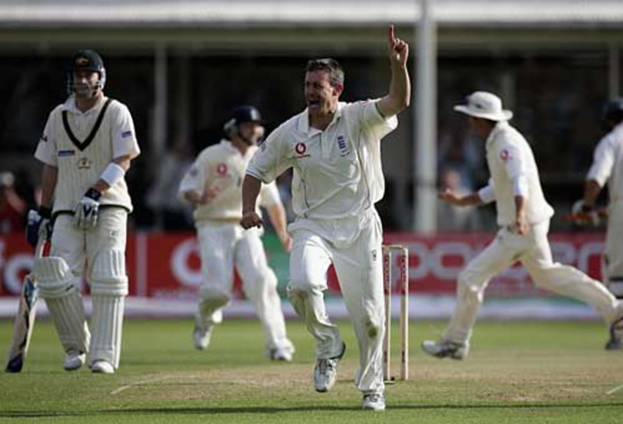 Ashley Giles celebrates the wicket of Adam Gilchrist as Australia collapse on the third day, England v Australia, 2nd Test, Edgbaston, August 6