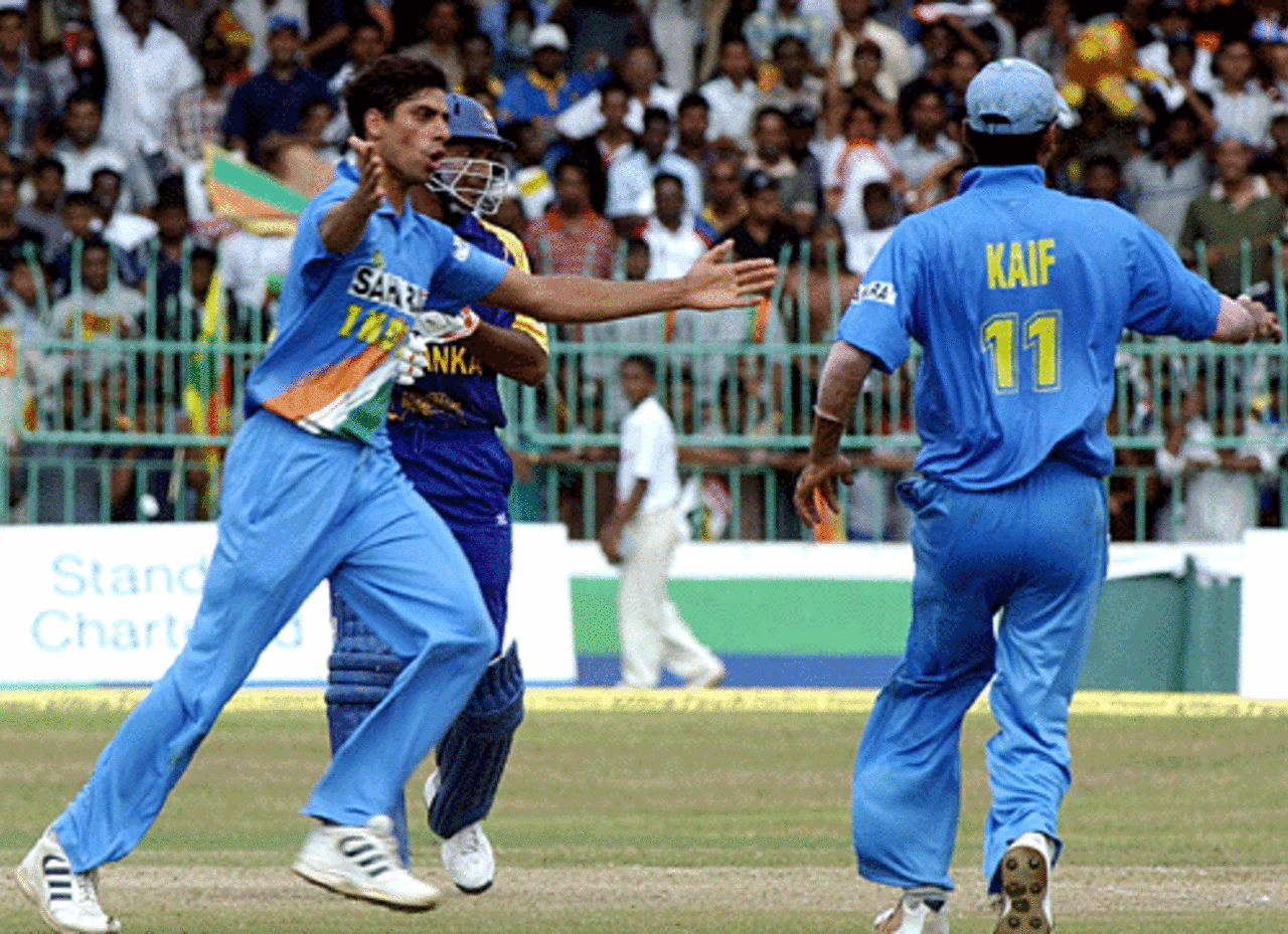 Ashish Nehra is overjoyed after dismissing Kumar Sangakkara, India v Sri Lanka, Indian Oil Cup, Premadasa Stadium, August 9, 2005