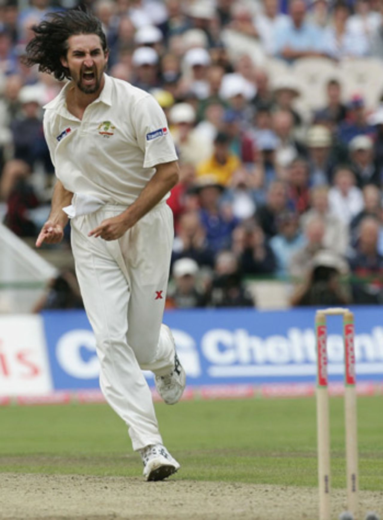 Jason Gillespie finally takes a wicket, England v Australia, Old Trafford, August 12, 2005