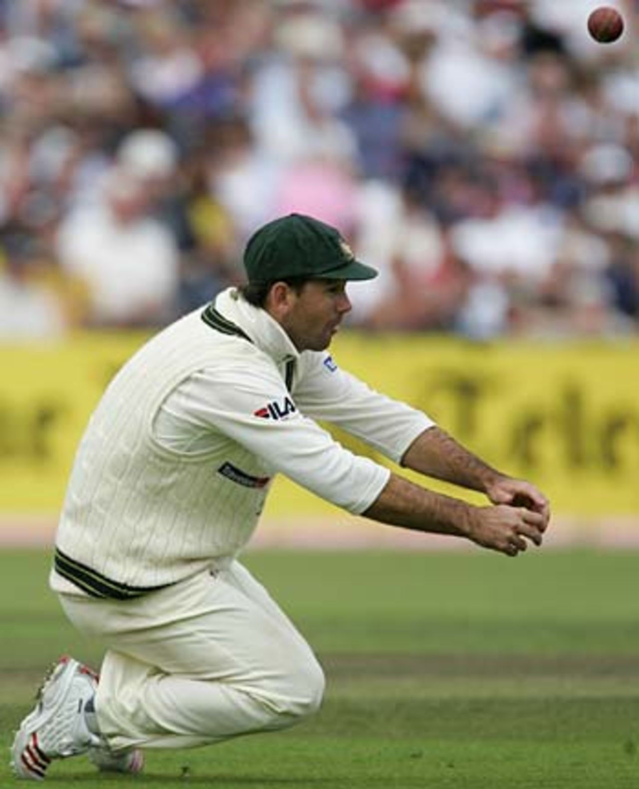 Ricky Ponting misfields, England v Australia, 3rd Test, Old Trafford, August 14, 2005