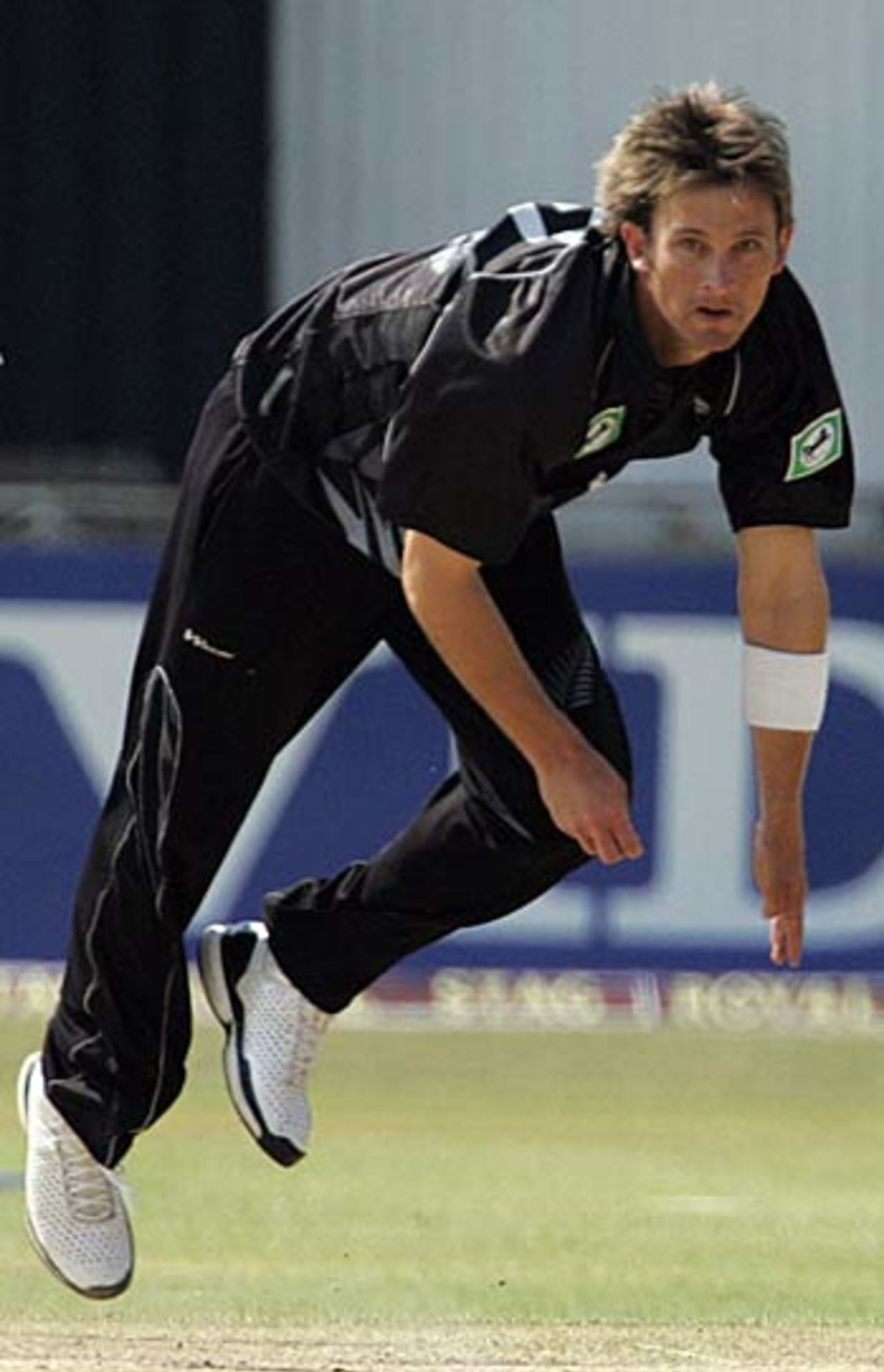 Shane Bond destroyed India with 6 for 19, India v New Zealand, Bulawayo, August 26, 2005