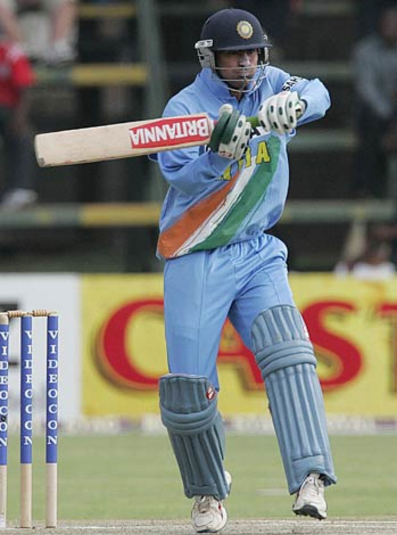 Mohammad Kaif plays the pull en route to his century, India v New Zealand, Harare, September 2, 2005