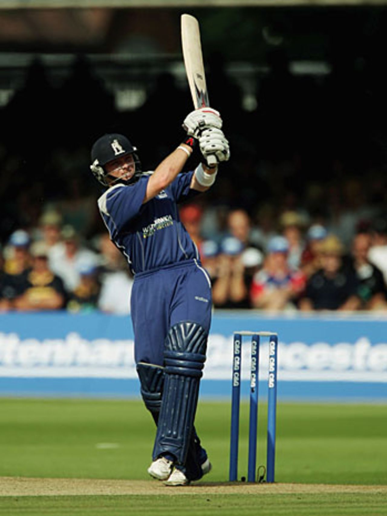 Ian Bell pulls during his half-century, Hampshire v Warwickshire, Lord's, September 3, 2005