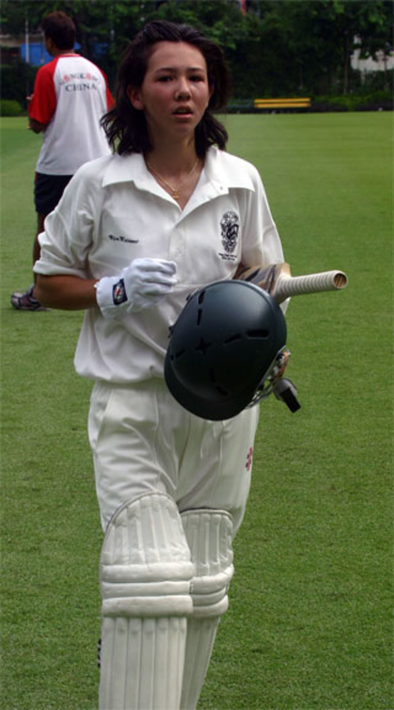 Natasha Miles batting for HKCC against KCC in the Woman's Centenary Match (12.09.2004)