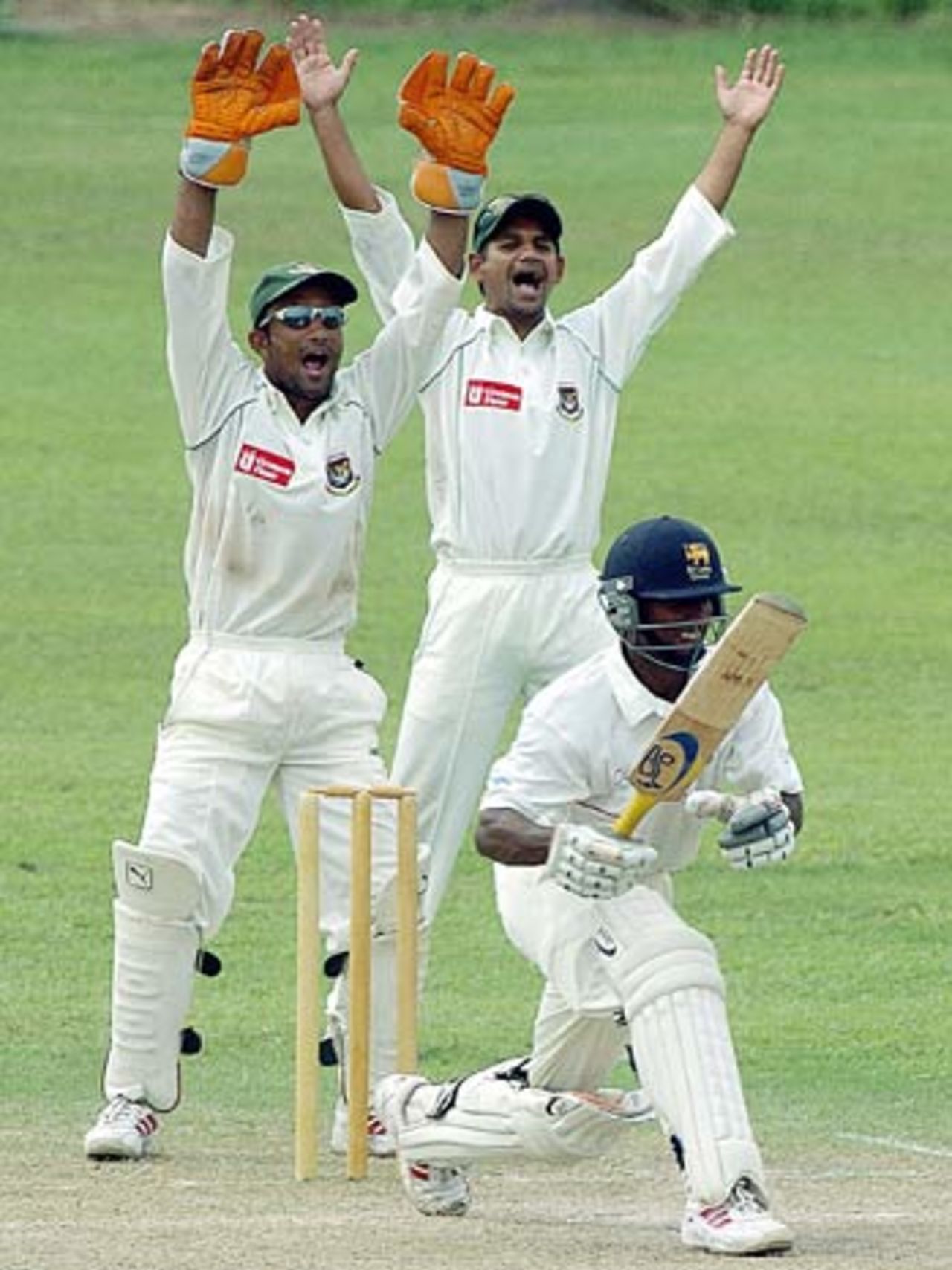 Khaled Mashud and Habibul Bashar appeal in vain for the wicket of Jeewan Mendis, SLC Development XI v Bangladeshis, Warm-up game, 1st day, Colombo