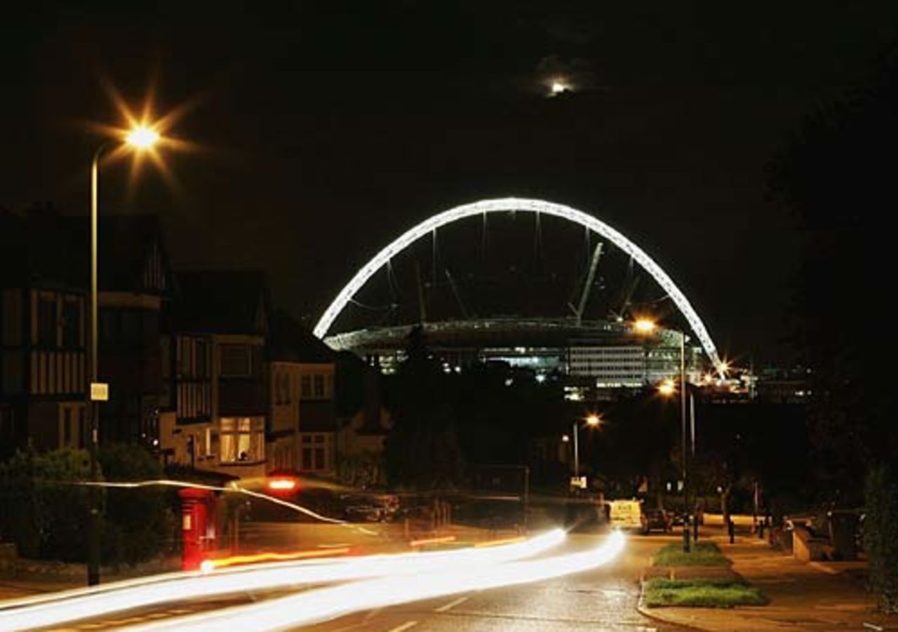 Wembley's new arch lights up in celebration of England's win, England v Australia, The Oval, September 12, 2005