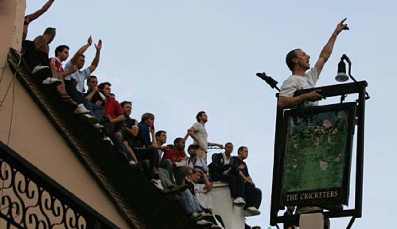 The crowd on the roof of the disused <I>The Cricketers</I> pub celebrate, England v Australia, The Oval, September 12, 2005