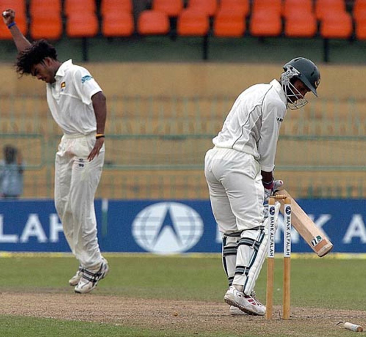 Khaled Mashud loses his off stump to a Lasith Malinga yorker, Sri Lanka v Bangladesh, 1st Test, 3rd day, Colombo, September 14, 2005