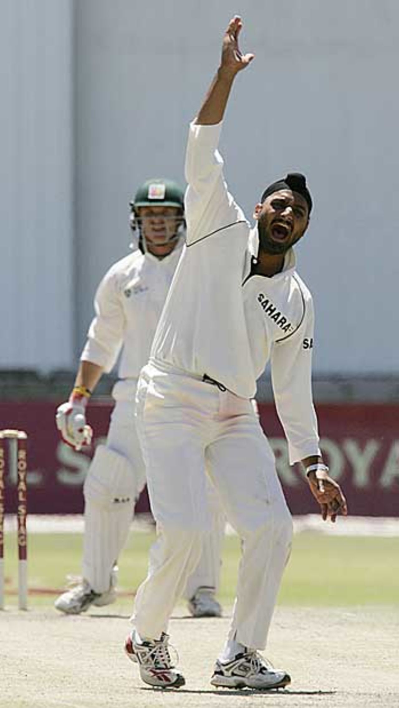 Harbhajan Singh appeals for Gavin Ewing's wicket, Zimbabwe v India, Bulawayo, September 16, 2005