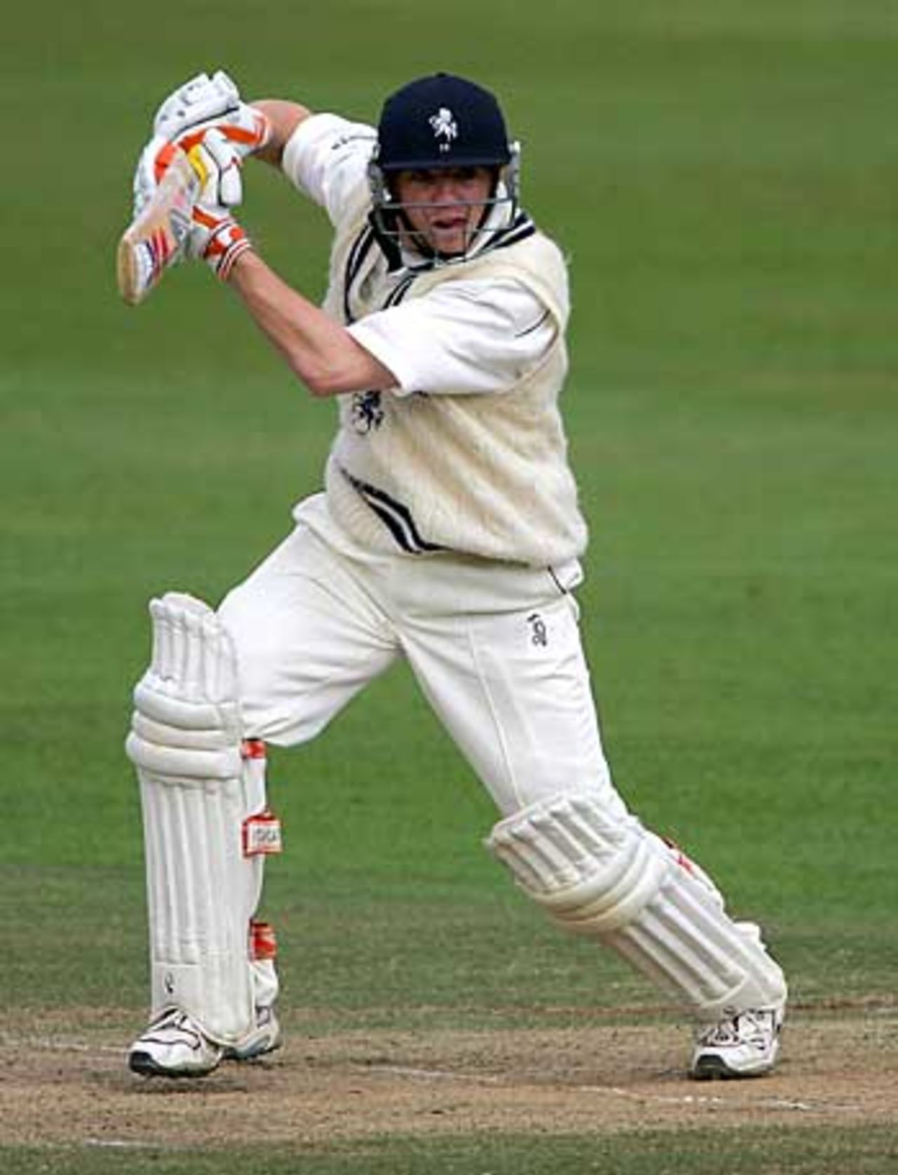 Niall O'Brien drives through the off-side, Nottinghamshire v Kent, Canterbury, September 16, 2005