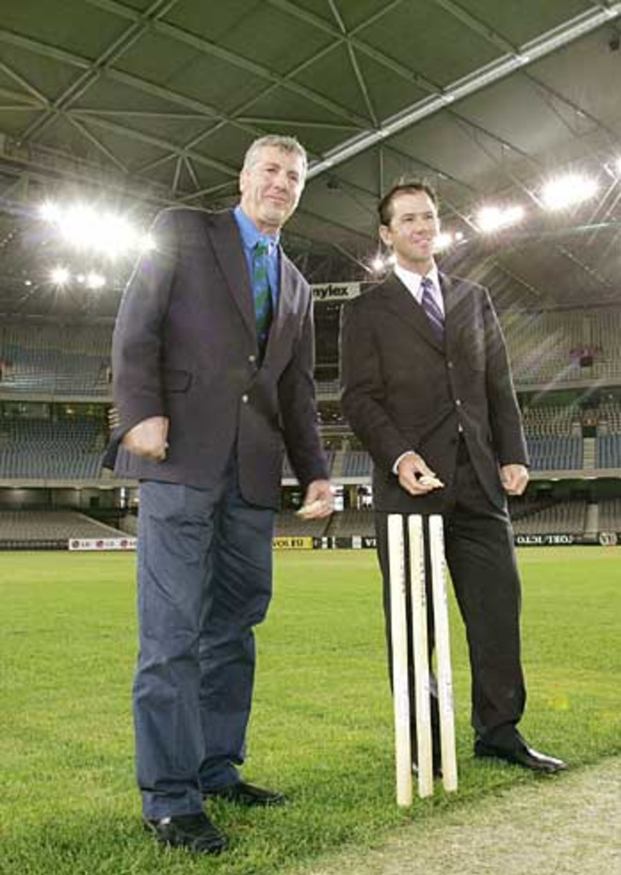 Ricky Ponting and John Wright inspect the Telstra Dome wicket where the three Super Series ODIs will be played early next month, Melbourne, September 28, 2005