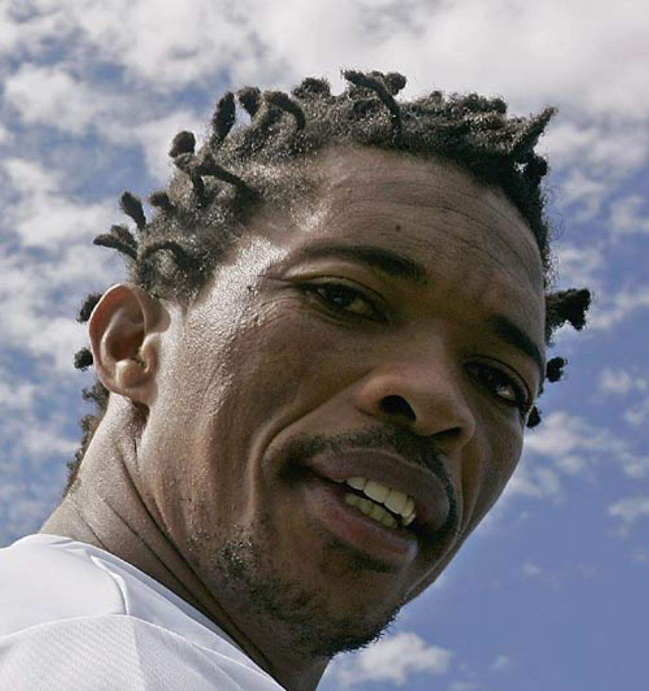 Makhaya Ntini sports a new hairdo, Melbourne, October 1, 2005