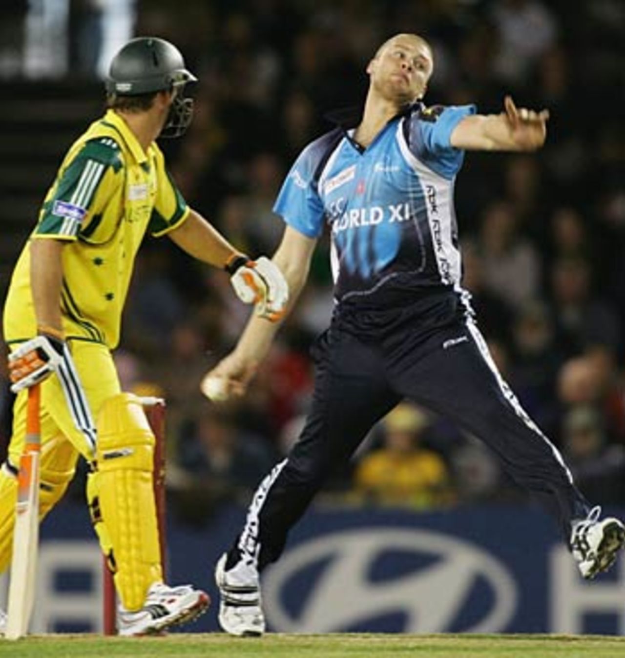 Andrew Flintoff charges in, Australia v World XI, 2nd ODI, Super Series, Melbourne, October 7, 2005