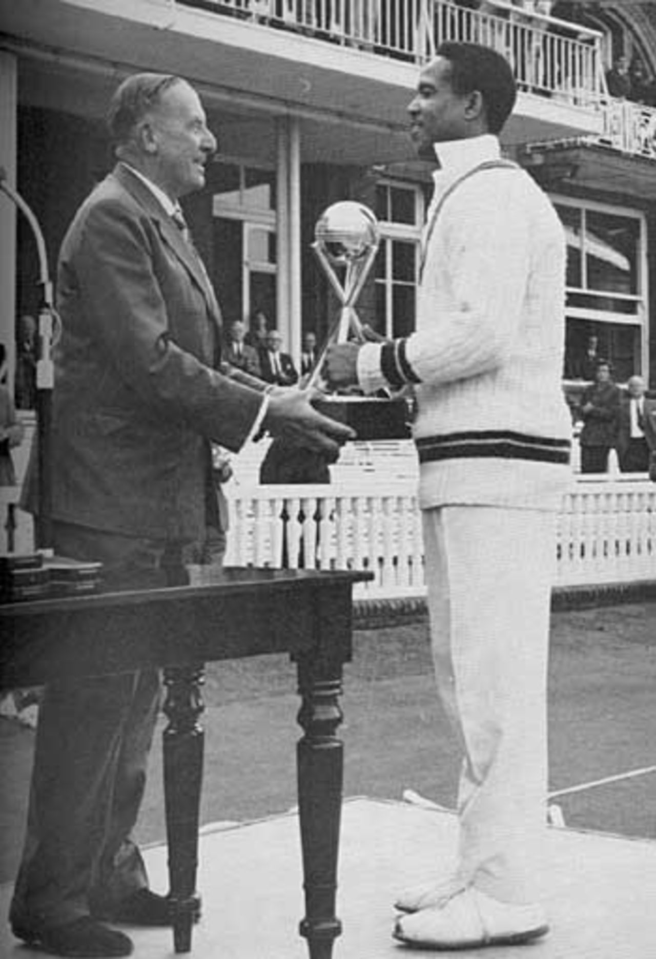 Garry Sobers receives the Rothman's Trophy, Rest of the World XI v Pakistan, Lord's, September 12, 1967