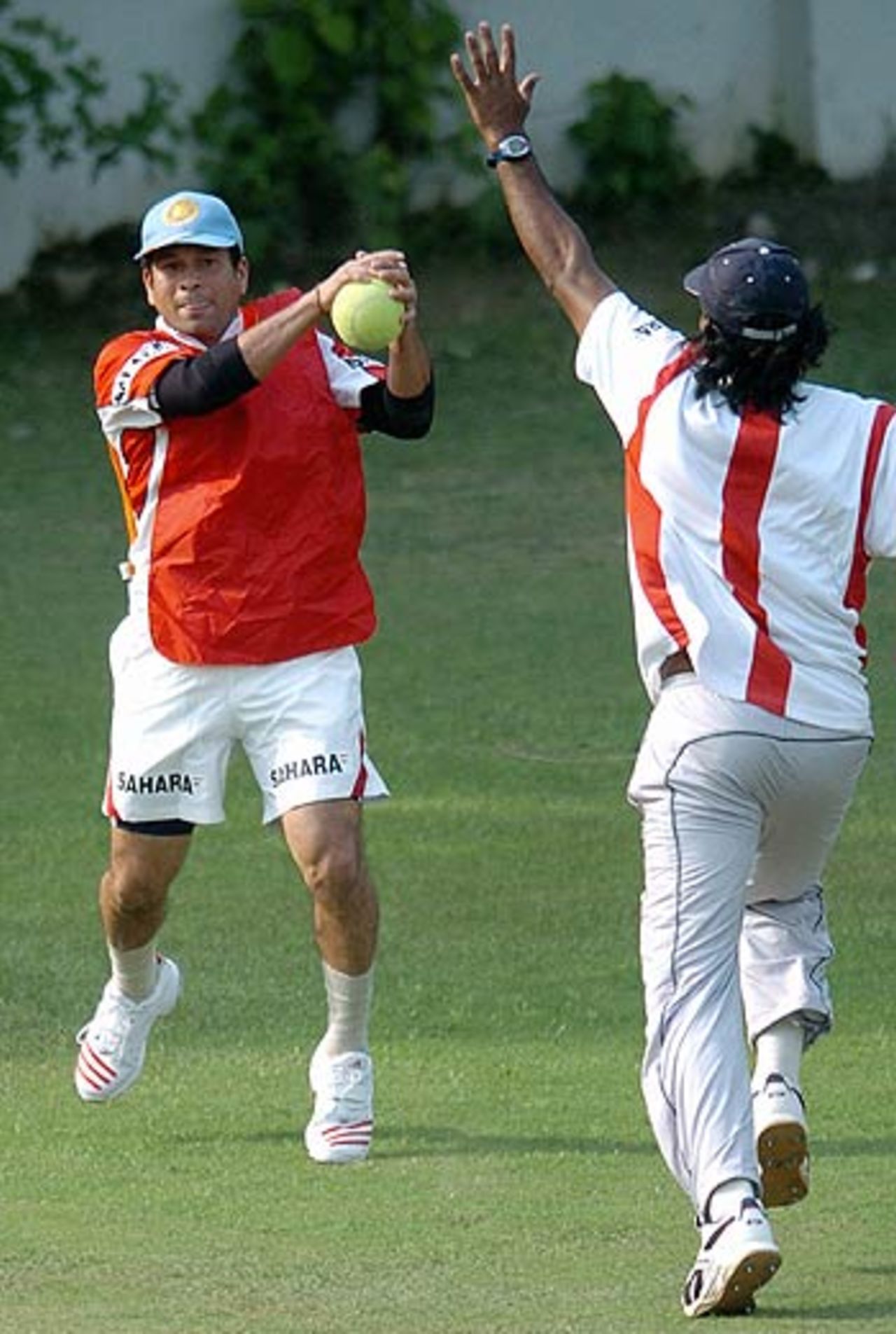 Sachin Tendulkar practises before the first match of the Challenger Series, Mohali, October 9, 2005