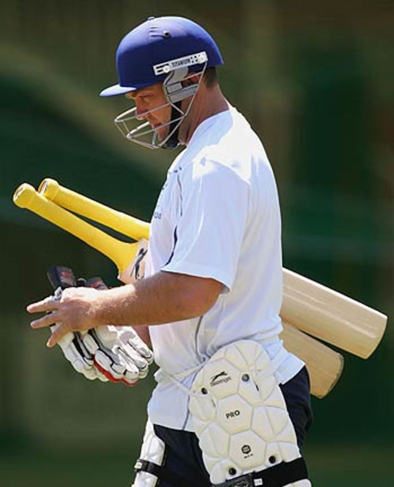 Jacques Kallis waits for his turn to bat, Sydney, October 11, 2005