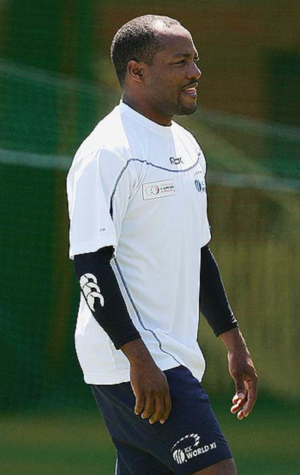 Brian Lara at a practice session ahead of the Super Test, Sydney Cricket Ground, October 11, 2005