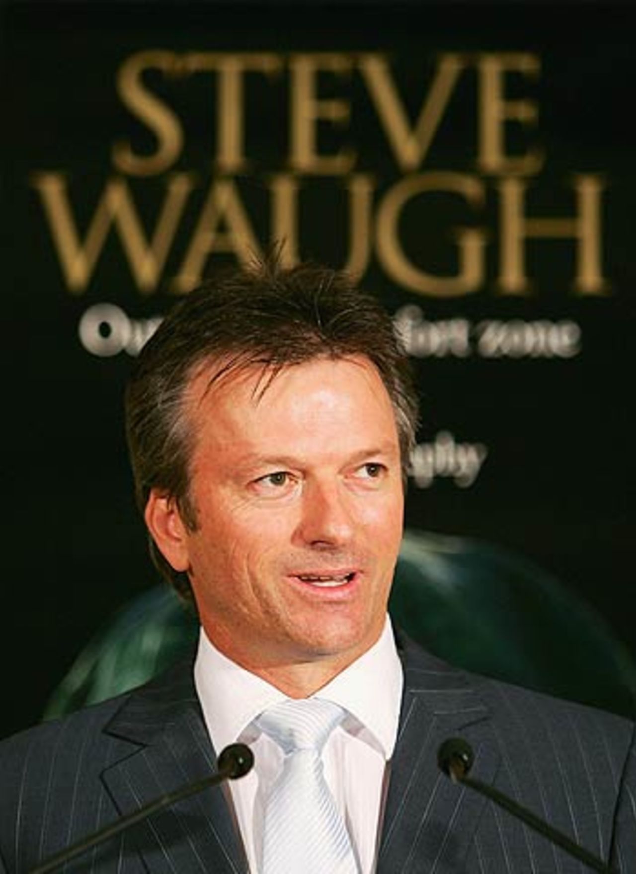 Steve Waugh at the launch of his autobiography 'Out Of My Comfort Zone', Sydney, October 23, 2005