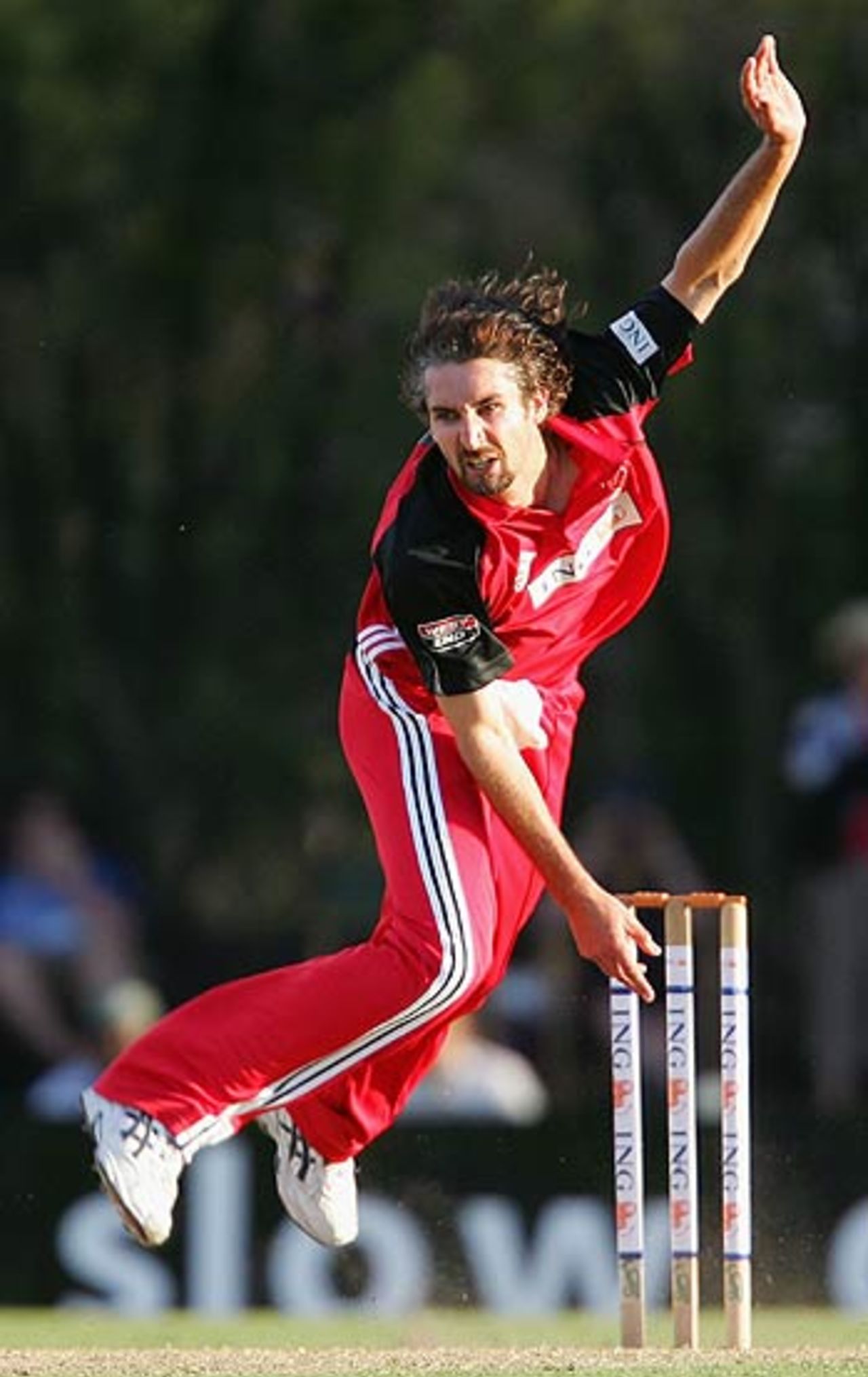 Jason Gillespie took 1 for 39 against New South Wales, New South Wales v South Australia, ING Cup, Sydney, October 23, 2005