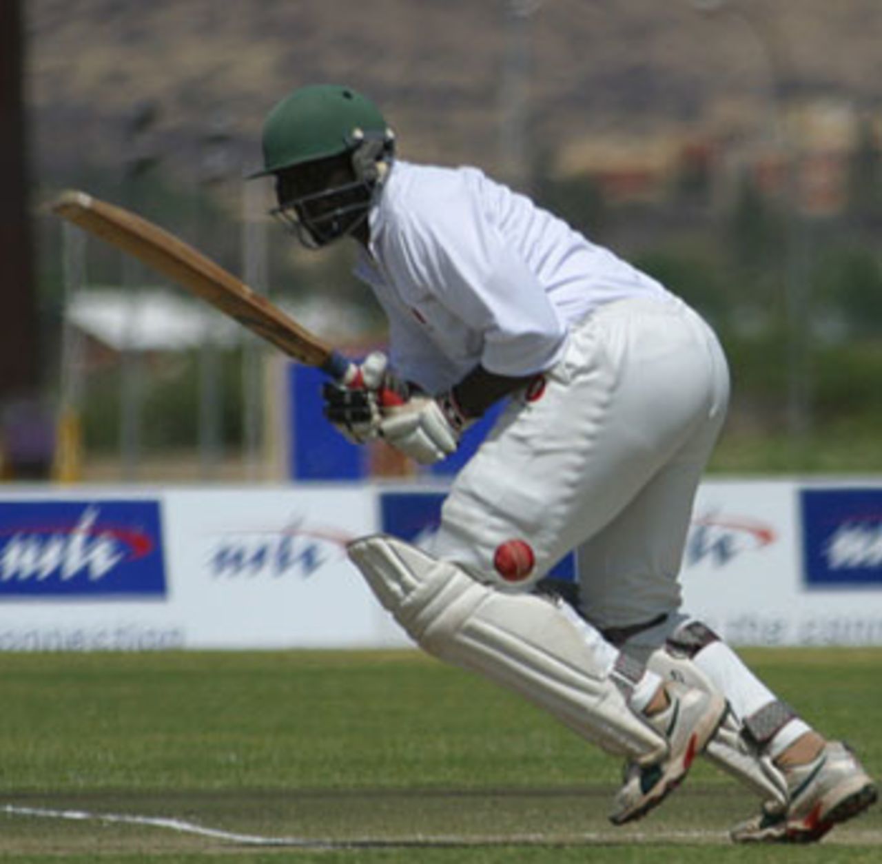 Kennedy Otieno clips one to leg during Kenya's ICC Intercontinental Cup fixture against Bermuda, October 25, 2005