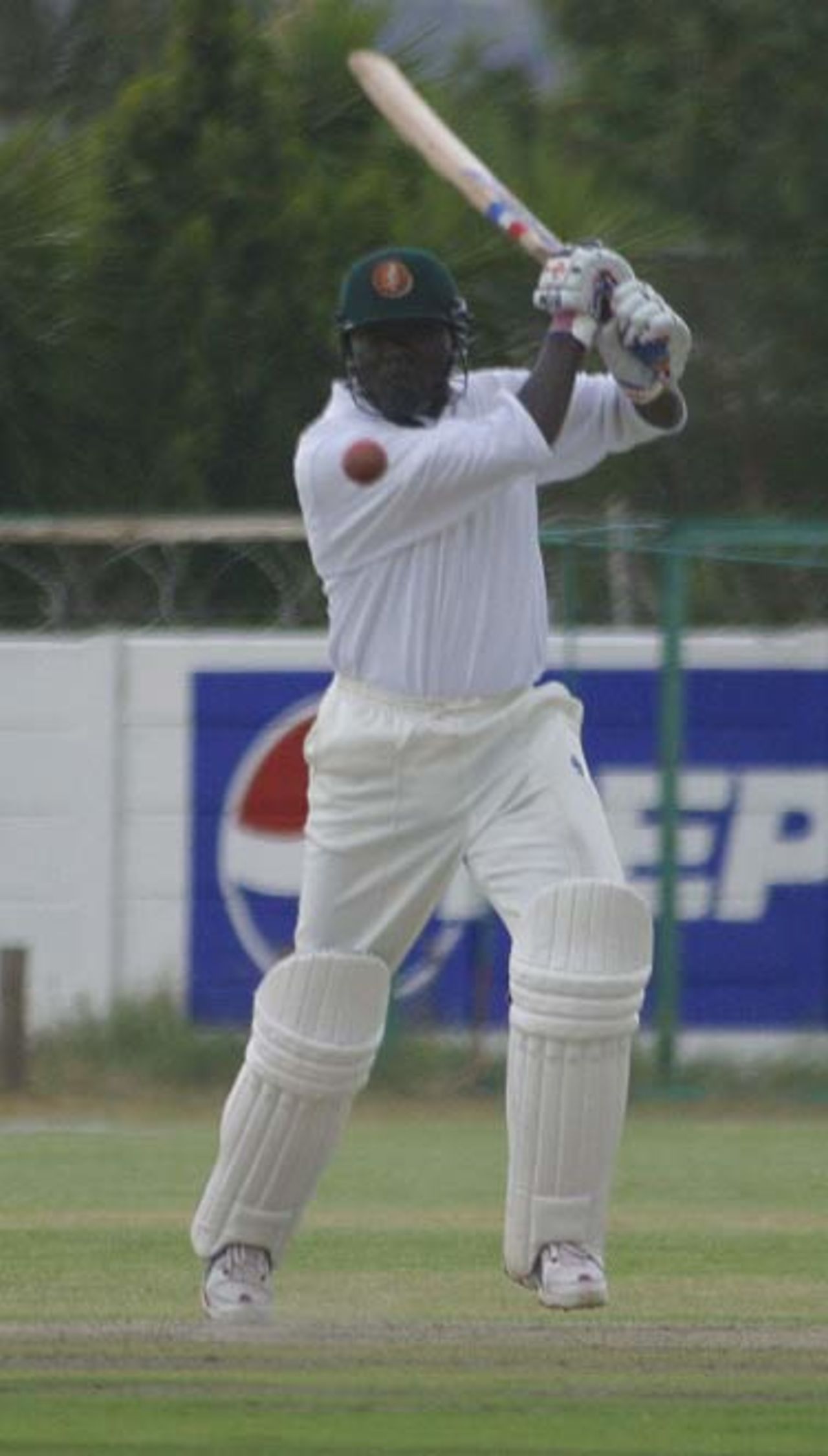 Steve Tikolo powers his way to his second hundred in three innings, Kenya v Ireland, Windhoek, October 27, 2005