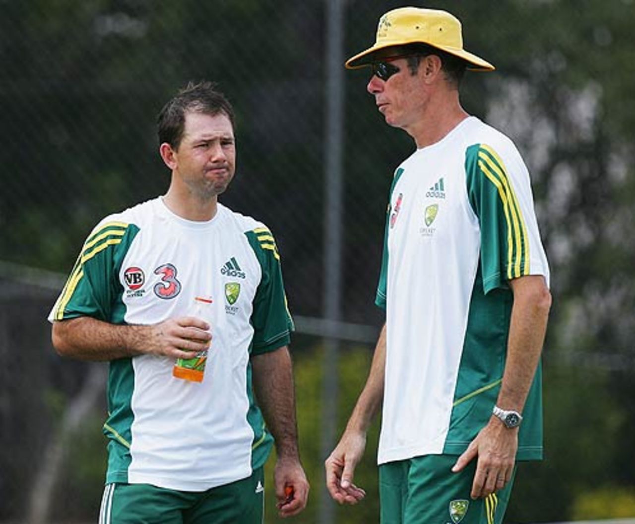 Ricky Ponting and John Buchanan talk tactics in the nets, Allan Border Field, Brisbane, October 31, 2005