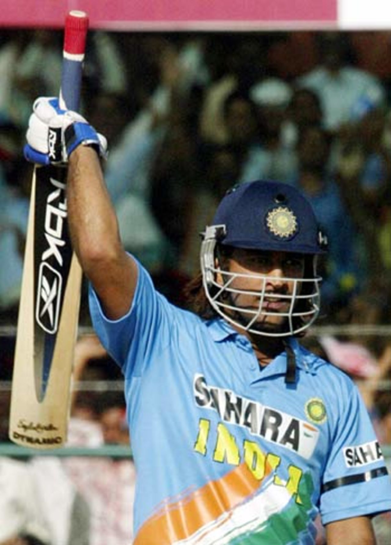 Mahendra Singh Dhoni celebrates his brilliant hundred, India v Sri Lanka, 3rd ODI, Jaipur, October 31, 2005