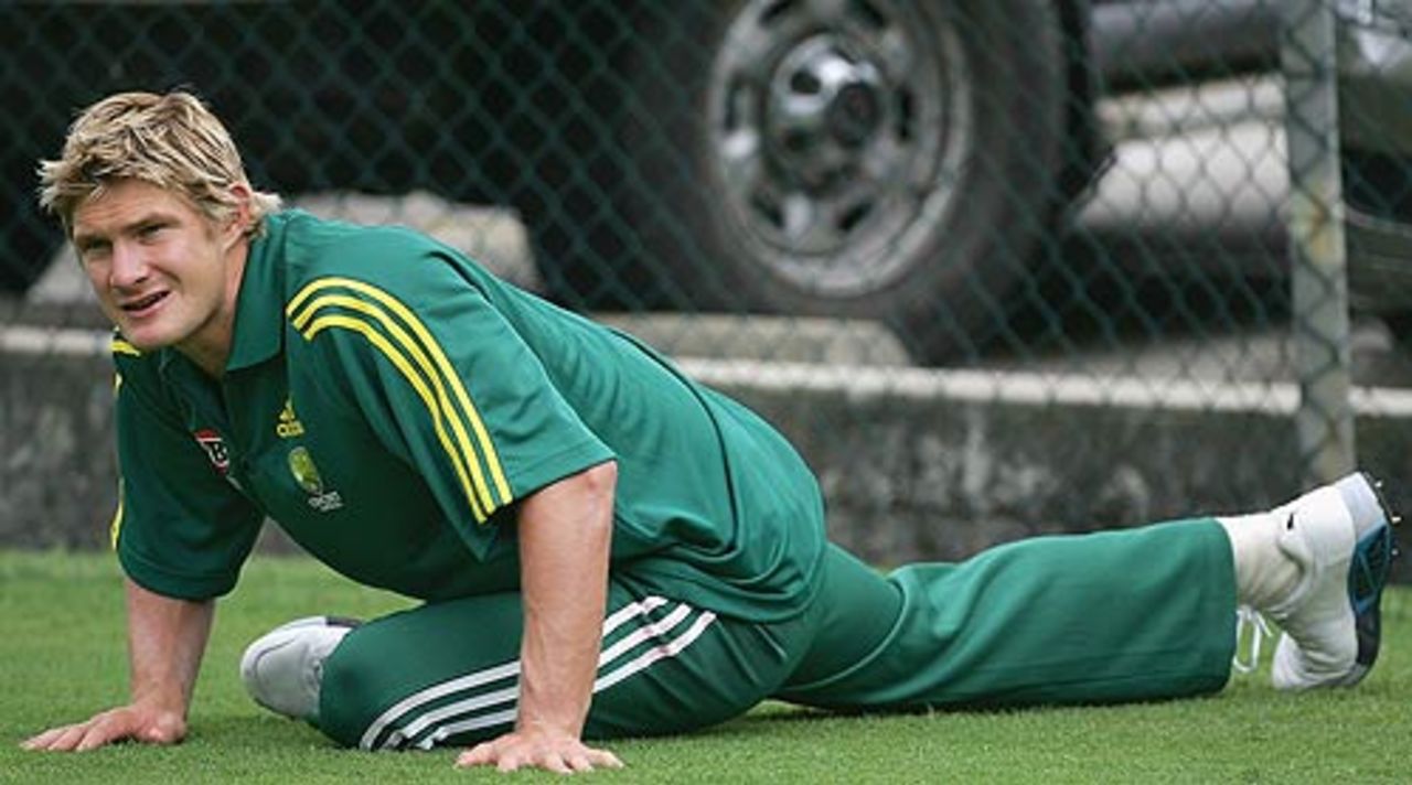 Shane Watson performs his stretching exercises, Brisbane, November 2, 2005