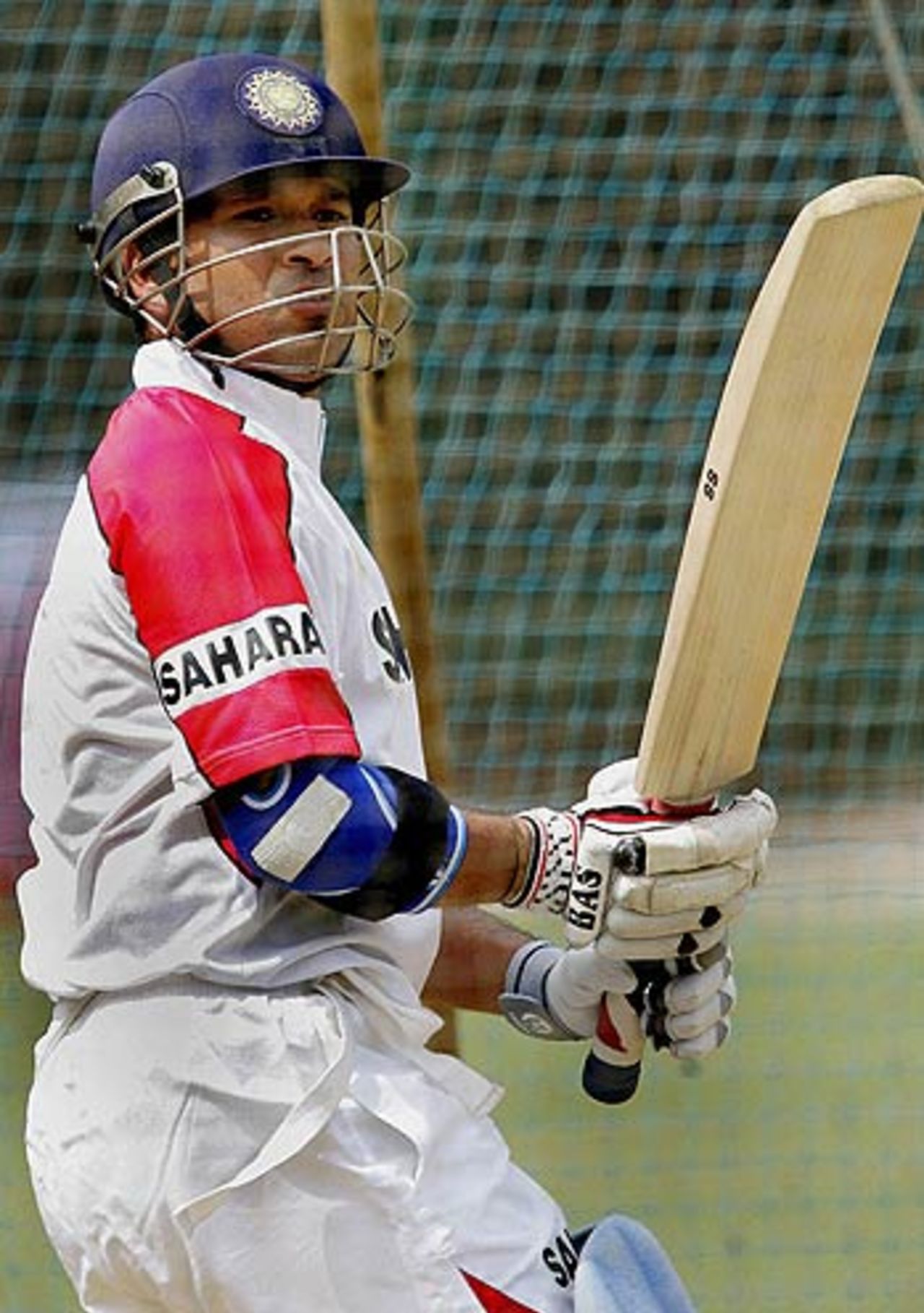 Sachin Tendulkar bats during practice ahead of the fourth ODI against Sri Lanka, Nehru Stadium, Pune, November 2, 2005