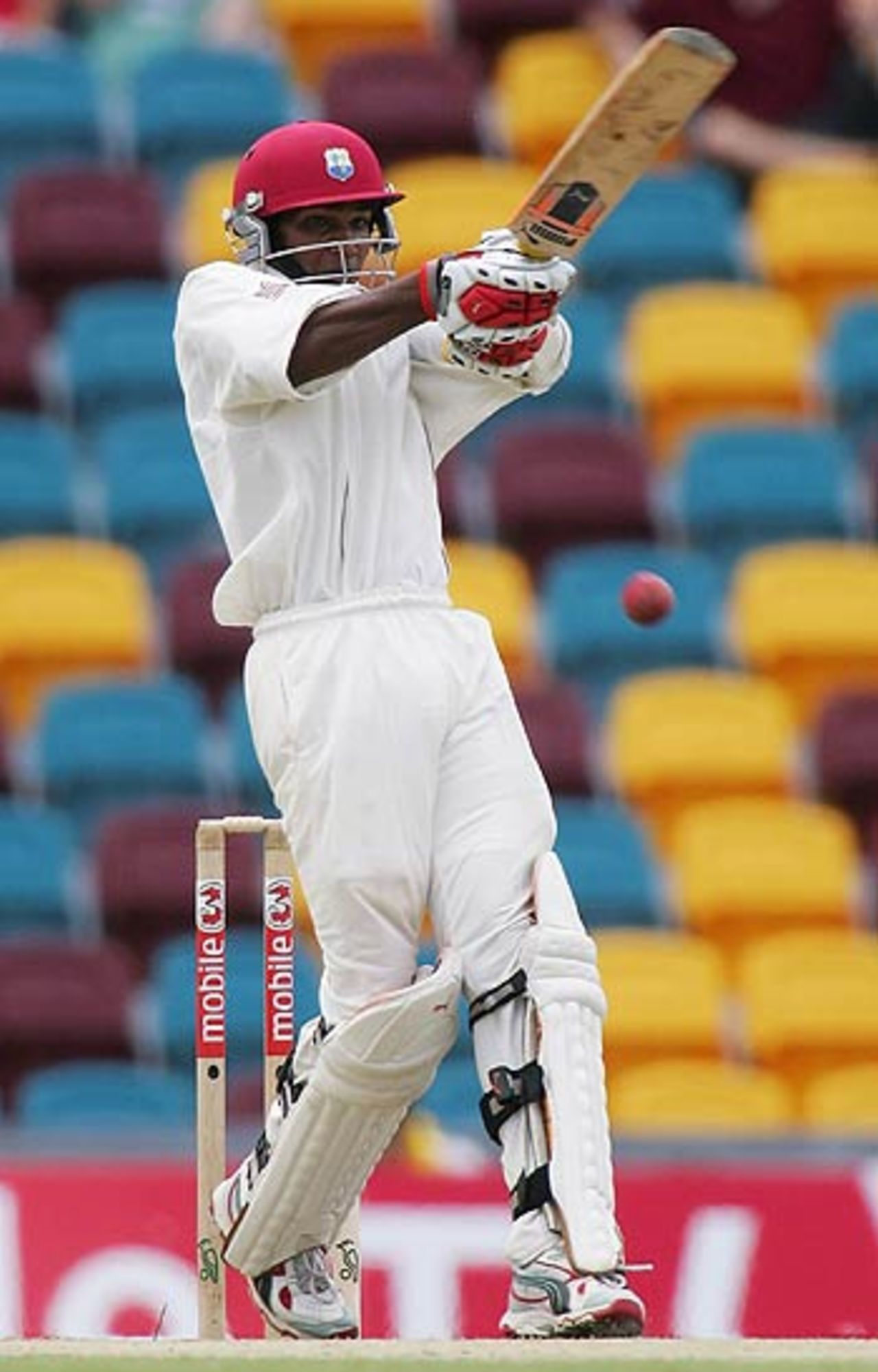 Denesh Ramdin pulls en route to 37, 1st Test, Brisbane, 3rd day, November 5, 2005